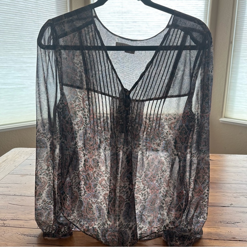 Veronica Beard Lowell Paisley Pin Tuck Long Sleeve Sheer Blouse Size 12 EUC - Picture 10 of 14